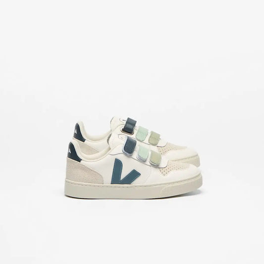 V-10 LEATHER WHITE PETALE